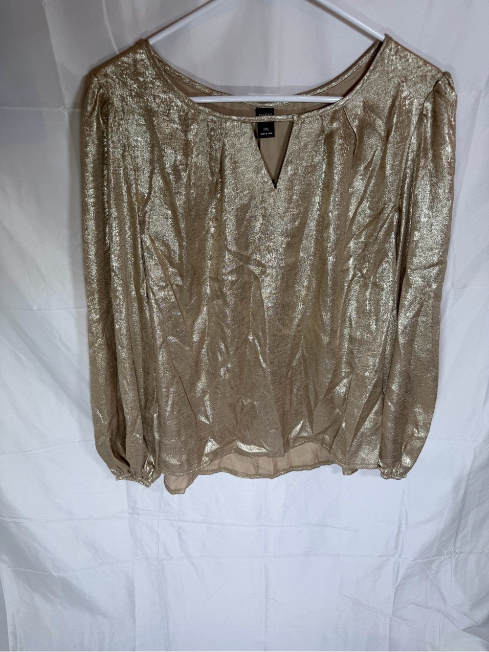 Emery Rose Metallic Gold Shimmer Blouse Plus Size 1XL - Picture 8 of 9